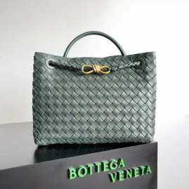 Picture of Bottega Veneta Handbags _SKUfw226621462fw
